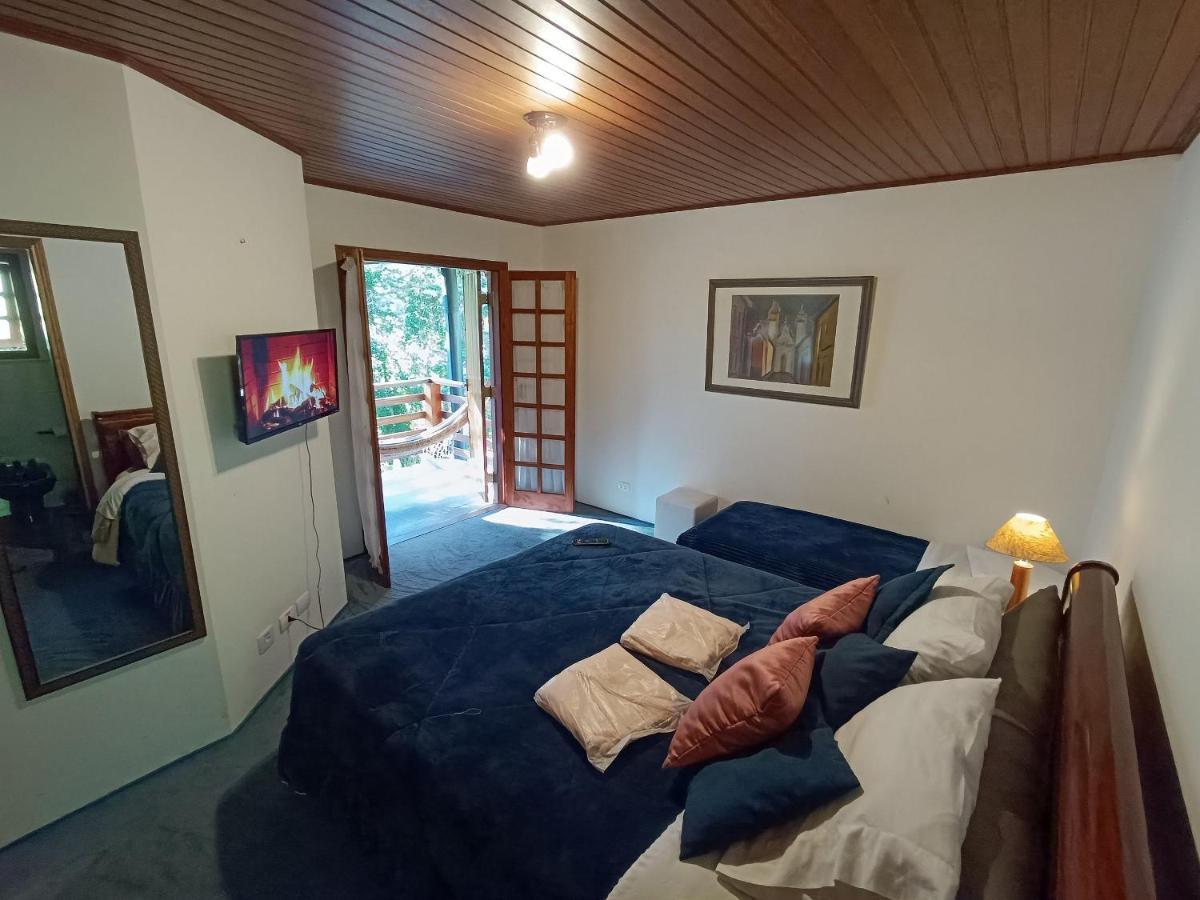 Chale Belga Em Condominio - 1,2 Km Do Centro Turistico Capivari Кампус-ду-Жордан Екстер'єр фото